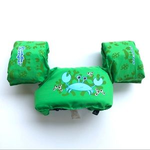 Sterns Puddle Jumper green crab flotation device